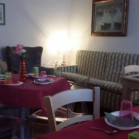 Le Stagioni Di Senio Couette-café Sienne